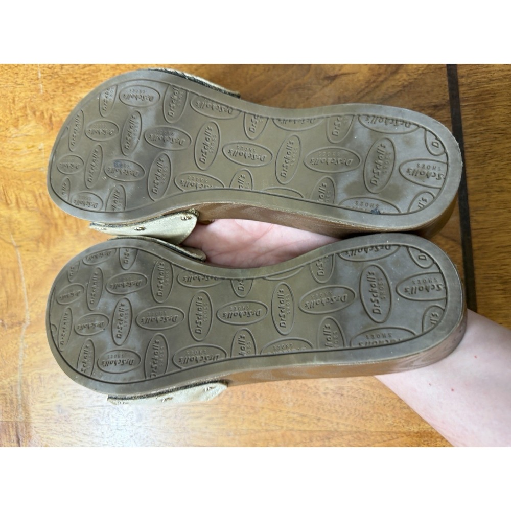 Dr Scholls Sandals Woman's 7 M Classic Slides Brown Beige Faux Wood Casual Beach - Picture 7 of 9